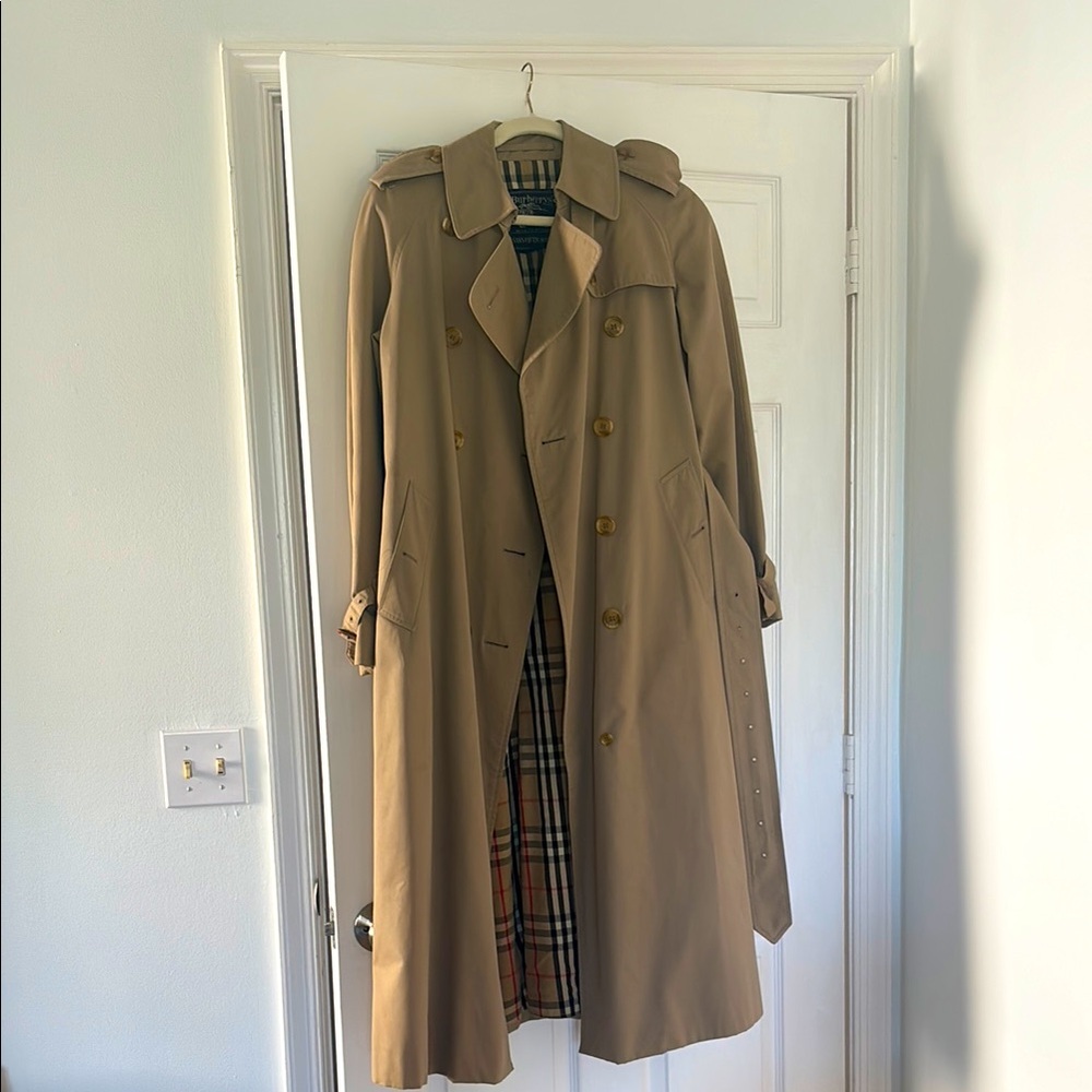 Burberry Classic Beige Trench Coat